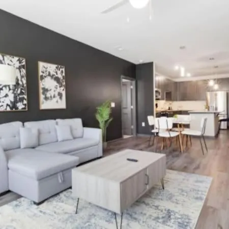 Luxurious King 2Br Suite In North Raleigh!